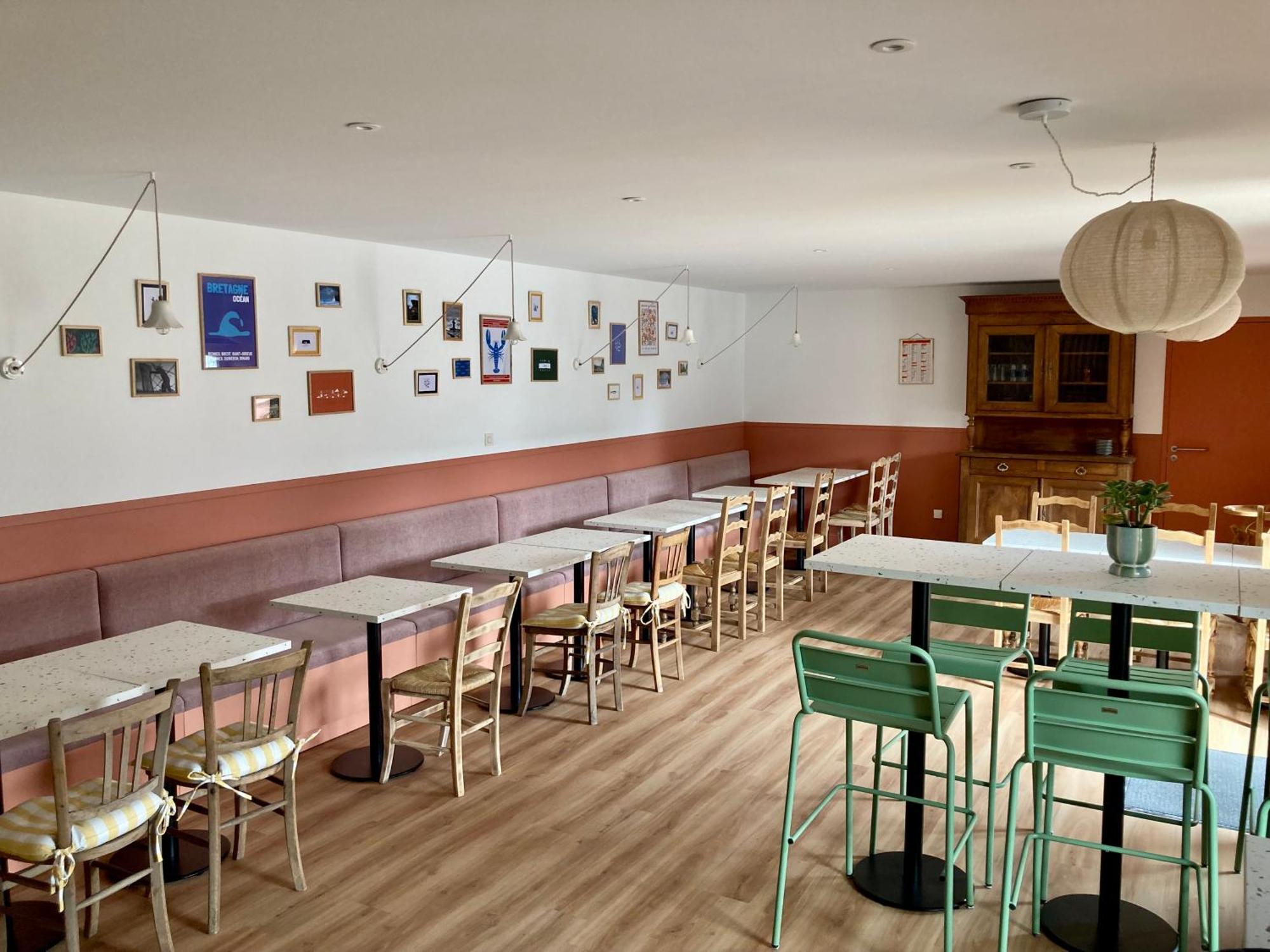Le Relais De Beaucemaine Hotel